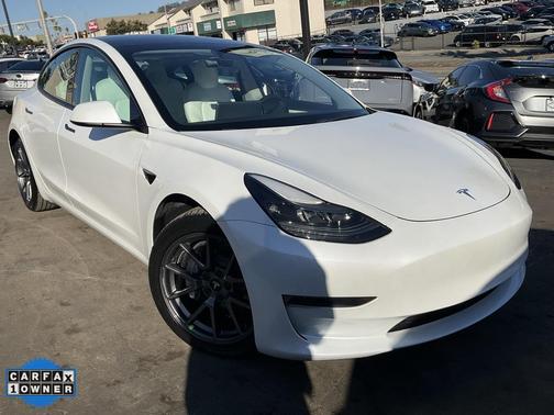 2023 Tesla Model 3 Standard Range