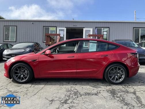 2022 Tesla Model 3 Standard Range