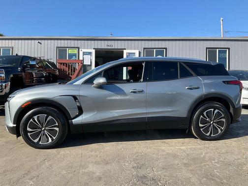 2025 Chevrolet Blazer EV AWD LT