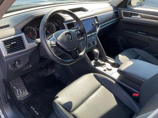 2019 Volkswagen Atlas 3.6L SE w/Technology