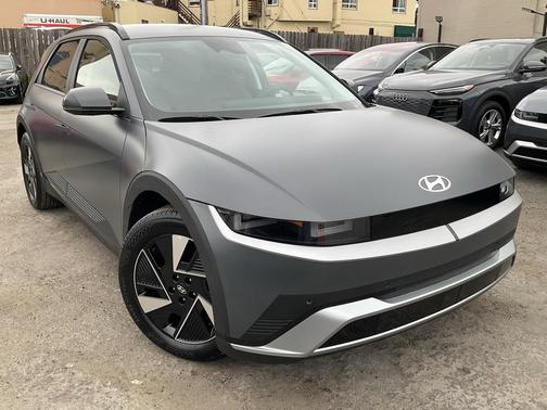 2025 Hyundai IONIQ 5 SEL