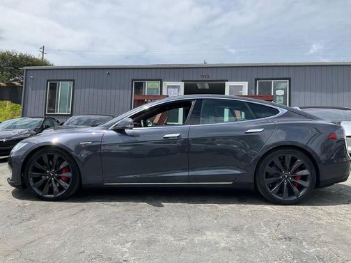 Gray Metallic 2015 Tesla Model S P90D