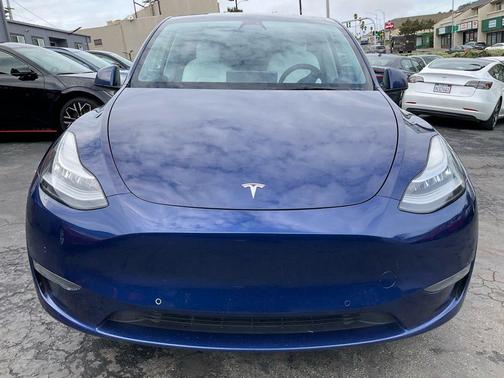 2021 Tesla Model Y Long Range Dual Motor All-Wheel Drive