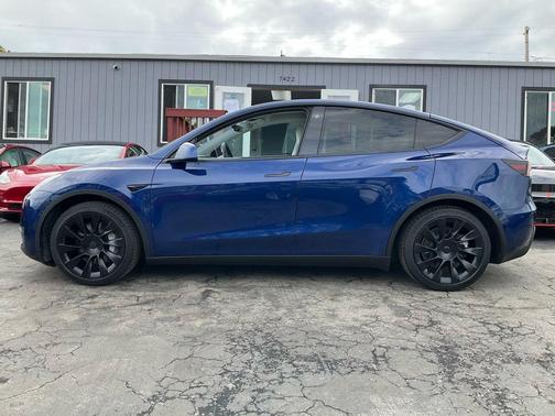 2021 Tesla Model Y Long Range Dual Motor All-Wheel Drive