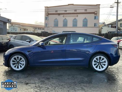 2022 Tesla Model 3 Long Range