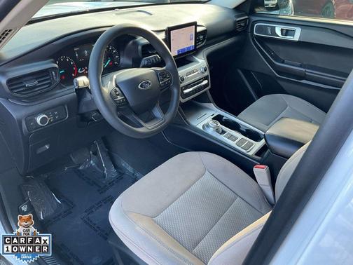 2021 Ford Explorer Base