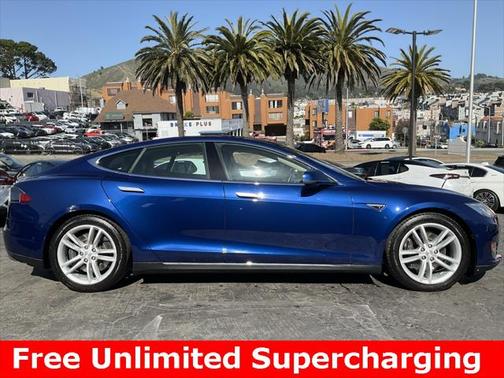 2015 Tesla Model S 70D