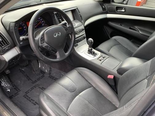 2009 INFINITI G37x Base