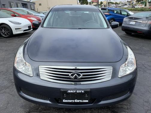 2009 INFINITI G37x Base