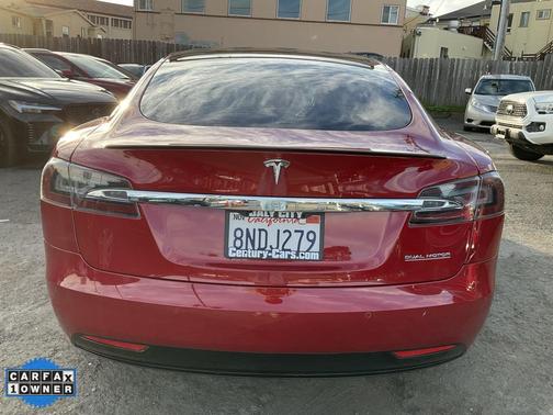 2020 Tesla Model S Performance