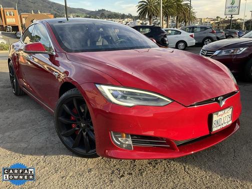 2020 Tesla Model S Performance