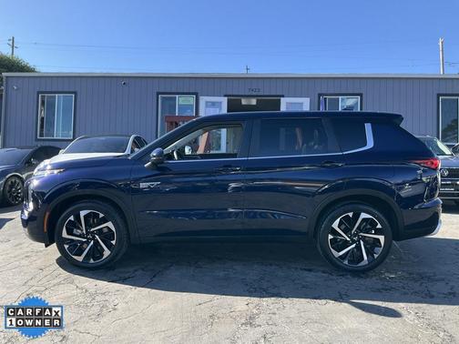 2023 Mitsubishi Outlander PHEV SE S-AWC