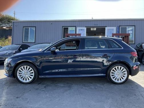 2018 Audi A3 e-tron 1.4T Tech Premium Plus