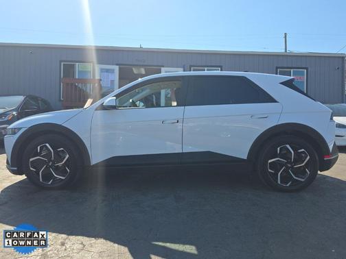 2024 Hyundai IONIQ 5 SE