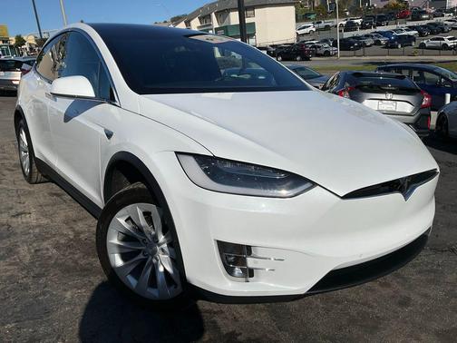 2016 Tesla Model X 90D