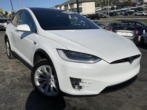 2016 Tesla Model X 90D