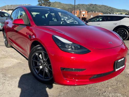 2023 Tesla Model 3 Standard Range