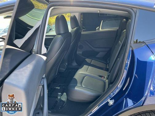 Deep Blue Metallic 2023 Tesla Model Y Long Range Dual Motor All-Wheel Drive