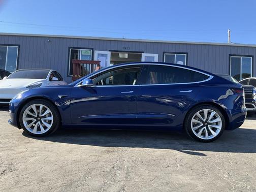 2019 Tesla Model 3 Long Range