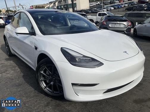 2022 Tesla Model 3 Standard Range