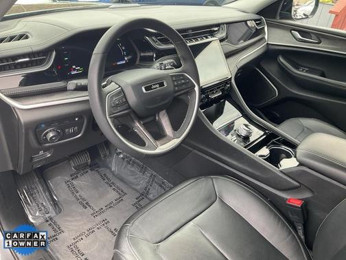 2022 Jeep Grand Cherokee 4xe Base