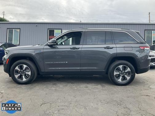 2022 Jeep Grand Cherokee 4xe Base