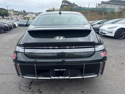 2023 Hyundai IONIQ 6 SEL