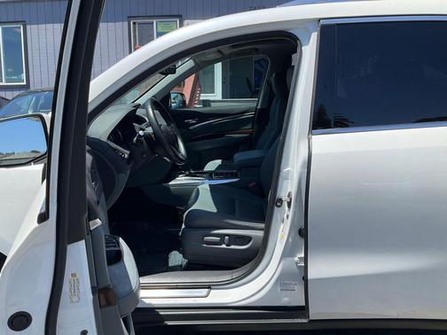 White Diamond Pearl 2014 Acura MDX 3.5L Advance Pkg w/Entertainment Pkg