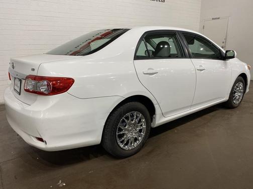 2011 Toyota Corolla LE