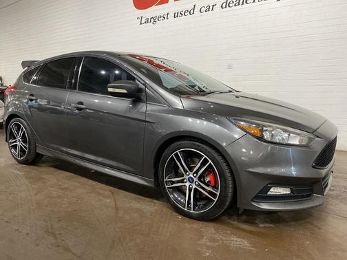 2017 Ford Focus ST ST
