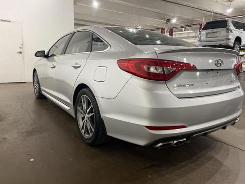2017 Hyundai SONATA Sport 2.0T