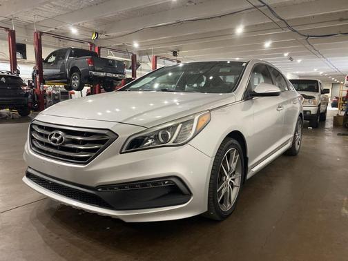 2017 Hyundai SONATA Sport 2.0T