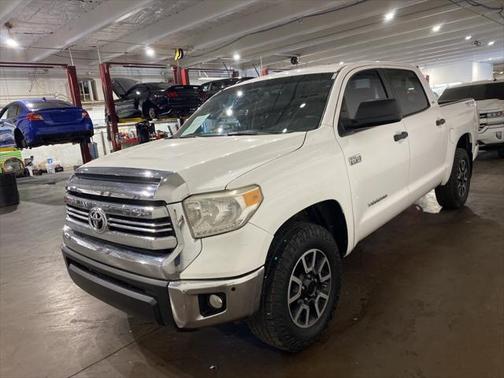 2016 Toyota Tundra SR5