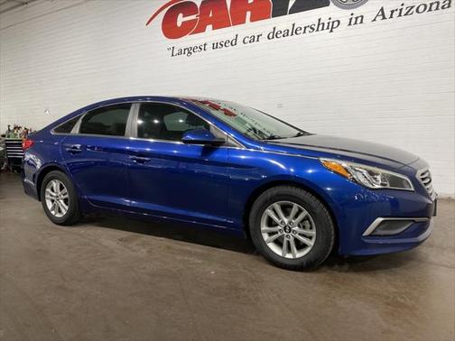2017 Hyundai SONATA SE