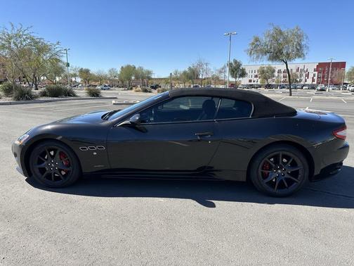 2012 Maserati GranTurismo Sport