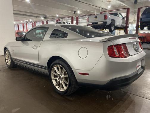 2010 Ford Mustang Base