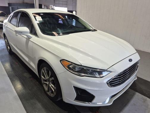 Oxford White 2019 Ford Fusion SEL