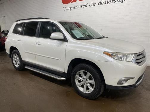 2013 Toyota Highlander SE