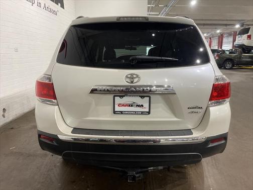 2013 Toyota Highlander SE