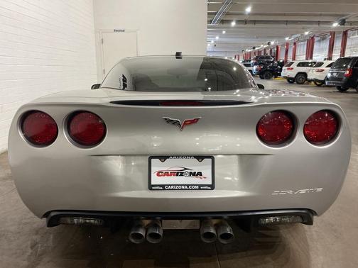 2005 Chevrolet Corvette Base