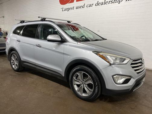 2016 Hyundai SANTA FE SE