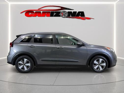 Metal Stream 2017 Kia Niro EX