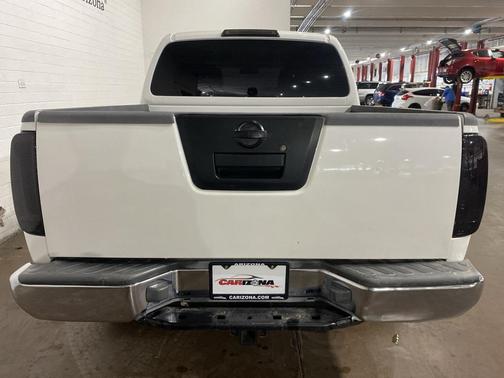 2005 Nissan Frontier SE Crew Cab