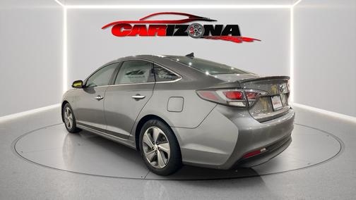 2017 Hyundai SONATA Hybrid Limited