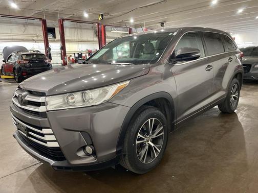 2017 Toyota Highlander LE Plus