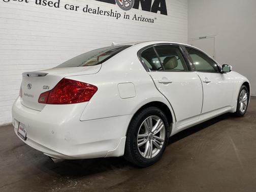 2010 INFINITI G37x Base