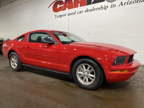 2007 Ford Mustang Deluxe