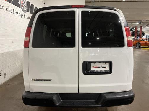 2017 Chevrolet Express 3500 LS