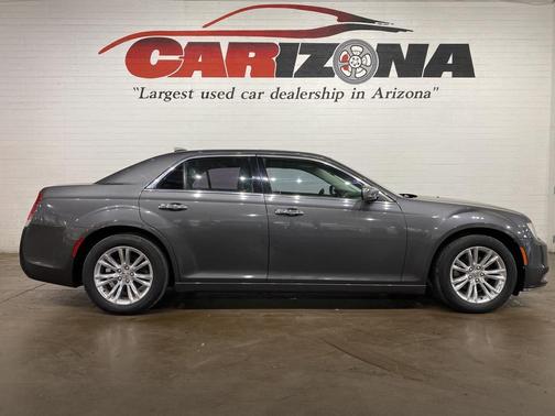 2016 Chrysler 300 S