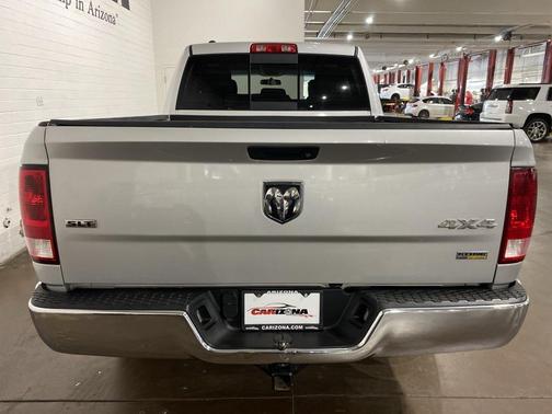 2016 RAM 1500 SLT